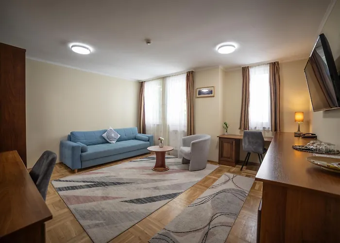 Dóm Hotel